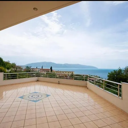 Ulliri Appartement *