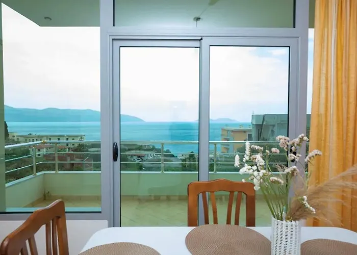 Ulliri アパート Vlorë